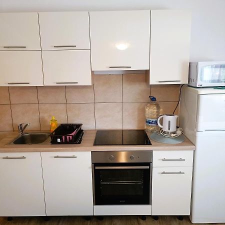 Apartments Babic 50 Meters From The Beach Vir Luaran gambar