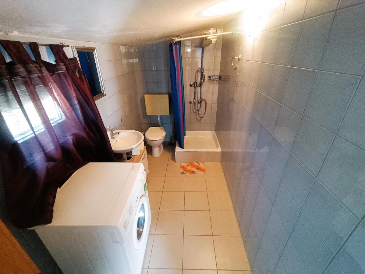 Apartments Babic 50 Meters From The Beach Vir Luaran gambar